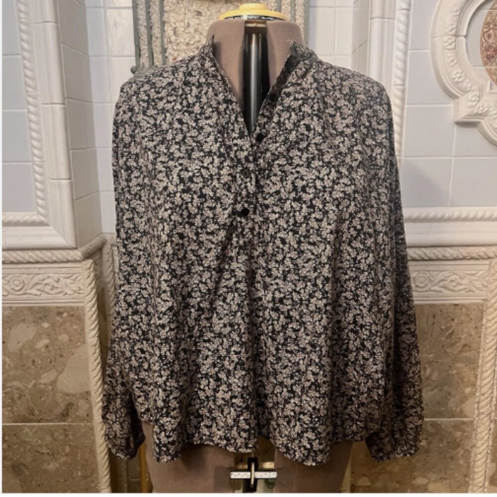 Universal Thread. Size Large. Oversized. Cotton B… - image 1